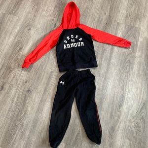 Under armour size 7 boys